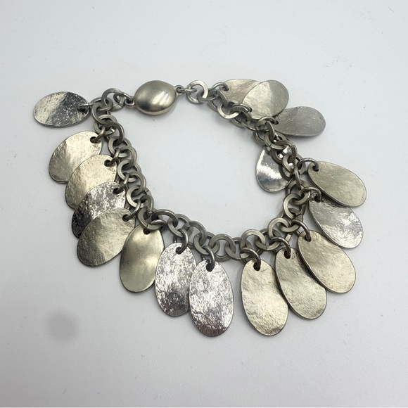 Chico’s Silver-Tone Disc Charm Bracelet With Magnetic Button Closure - Picture 5 of 9